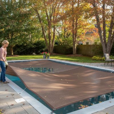 Filet anti feuille piscine