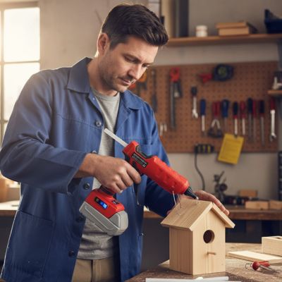Pistolet à colle sur batterie | Milwaukee 18V